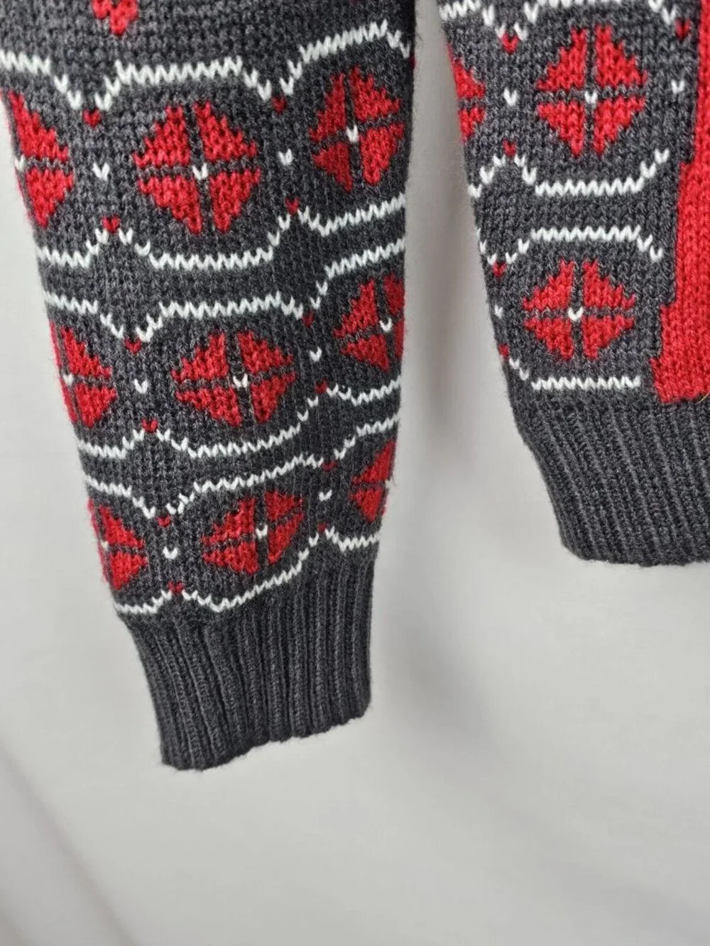 You Look Ugly Today Ugly Christmas Sweater Size Medium Bad Santa Sunglasses Top